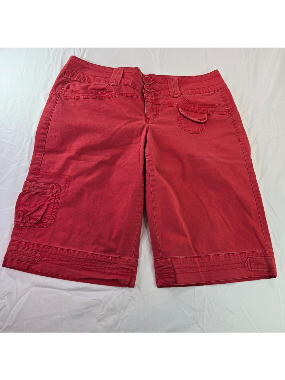Jolt Juniors Red Bermuda Shorts Size 11